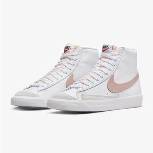 Nike Blazer Mid '77